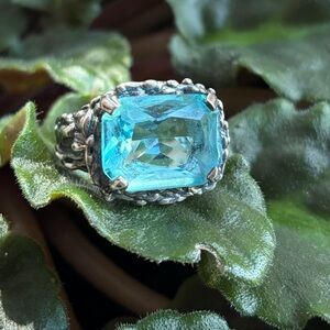 Sterling Silver Aqua Glass Ring Size 7 pristine condition